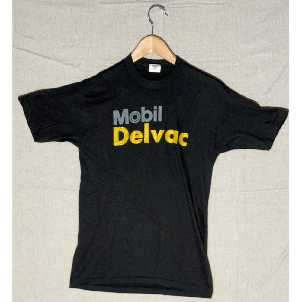 Vintage 80s Mobil Delvac Diesel Oil T-Shirt Mens L Black Signal 50/50 USA Made